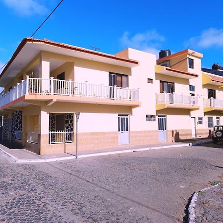 Pensao Dona Fica Apartment Tarrafal  Luaran gambar